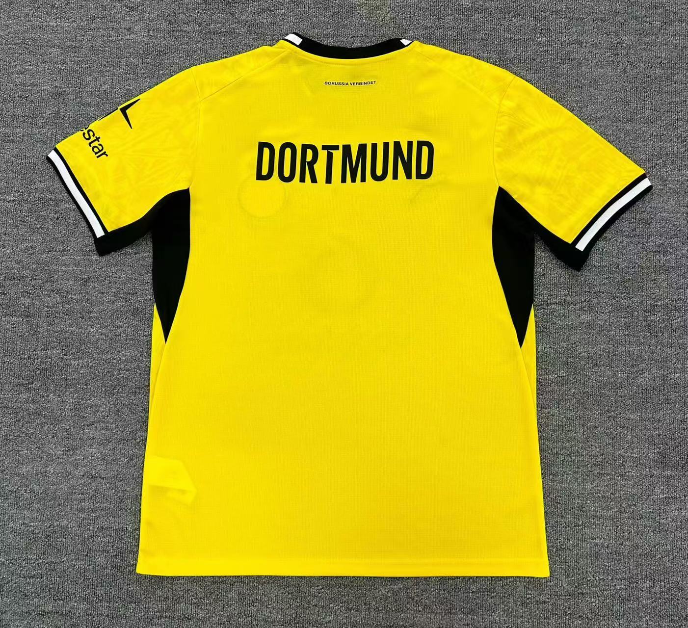 Camiseta Borussia Dortmund Local (26/27)